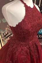 Neckholder Burgunderrot Spitze A-Linie Süßes Rückenfreies Homecoming-Kleid PD373