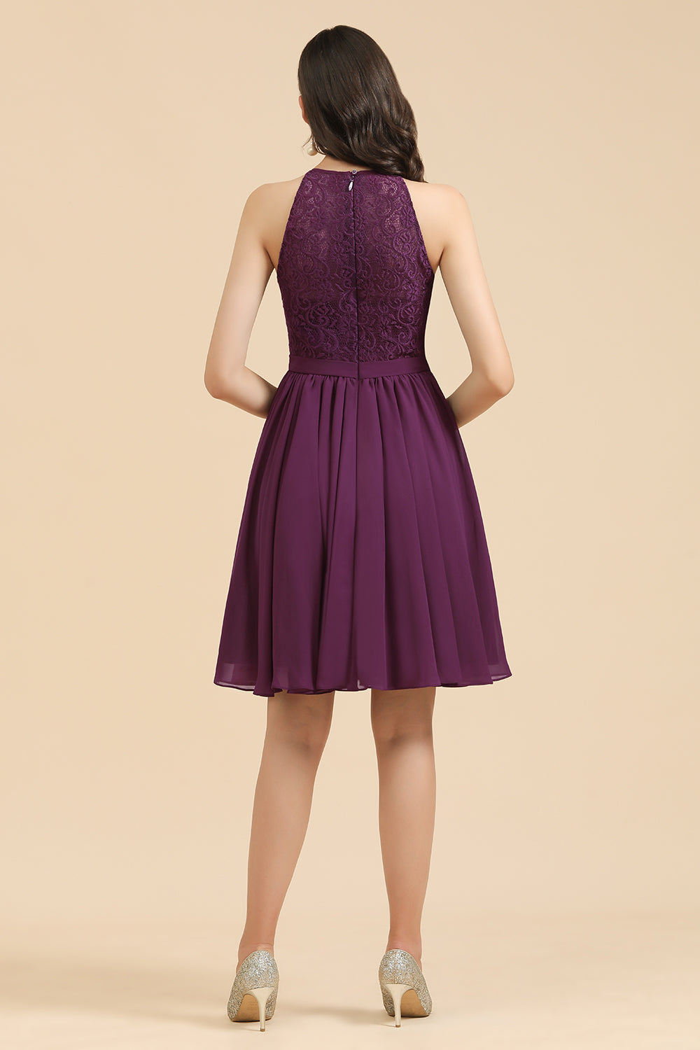 Vestido de dama de honor de encaje con cuello halter, vestido corto sin mangas de gasa