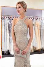 Vestido de noche largo estilo sirena con lentejuelas y cuello halter sin mangas