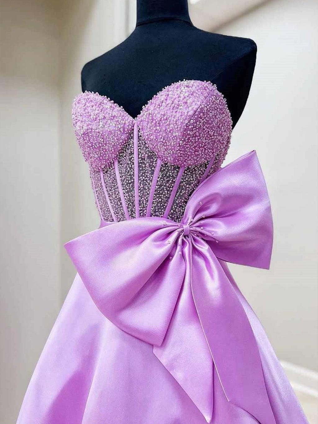 Hindreen | Vestidos de fiesta largos de corte A con escote en forma de corazón, color lila, con cuentas y lazo