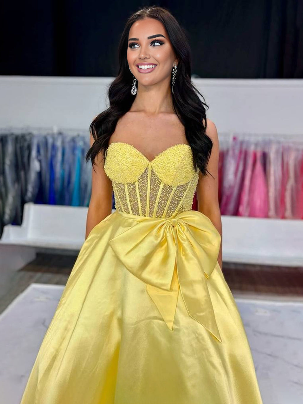 Hindreen | Vestidos de fiesta largos de corte A con escote en forma de corazón, color lila, con cuentas y lazo
