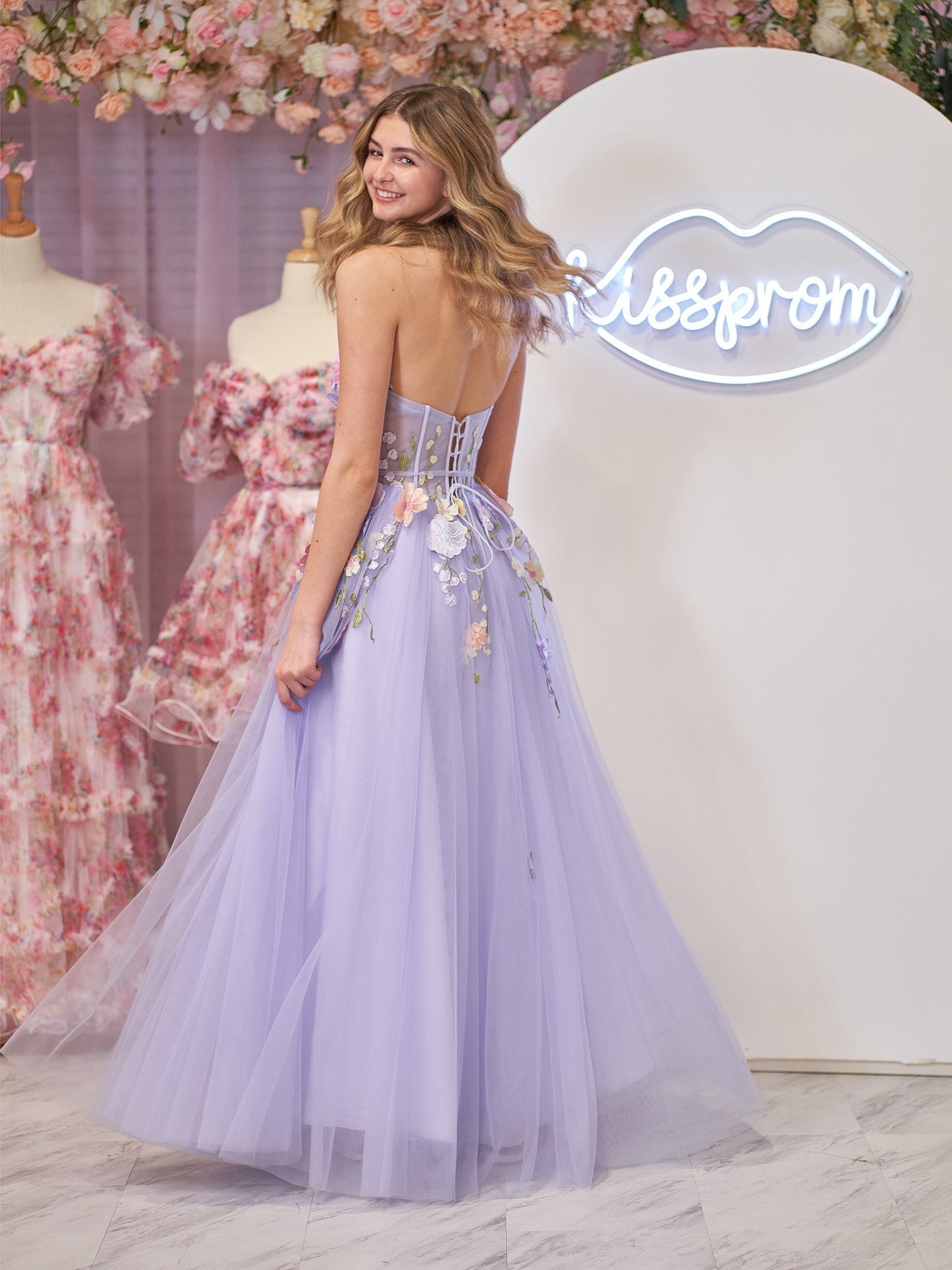 Hope | A-Linien-Trägerloses Homecoming-Kleid aus Tüll mit 3D-Blumen