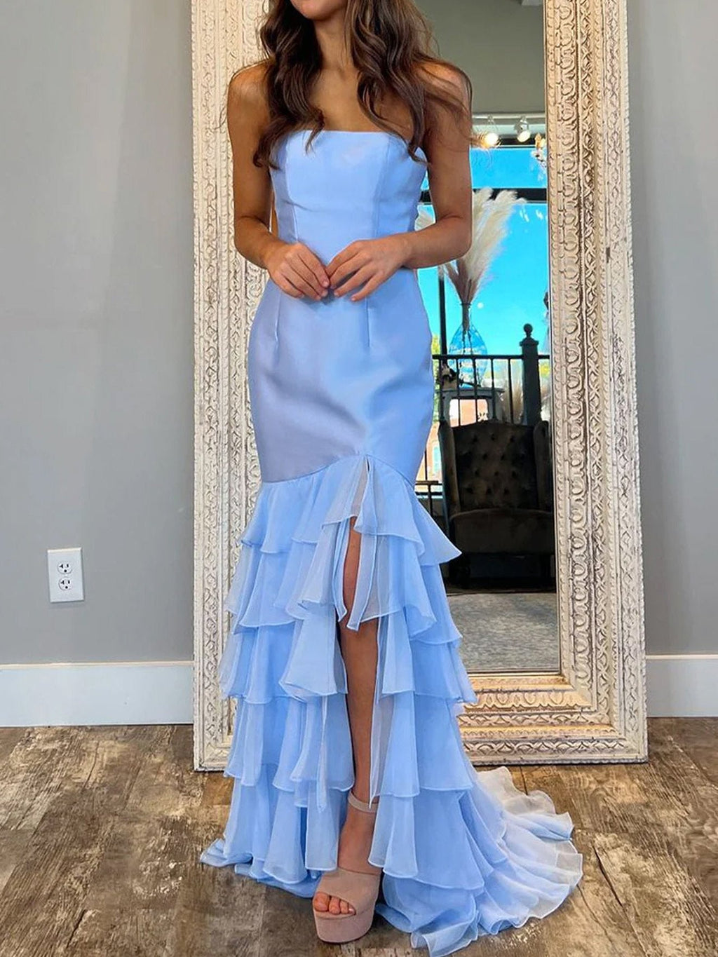 Ida | Vestidos de fiesta azul cielo de corte sirena sin tirantes y abertura