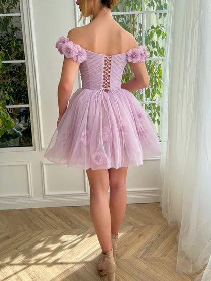 Rubí | Vestido de fiesta corto de tul sin tirantes y corsé color lila