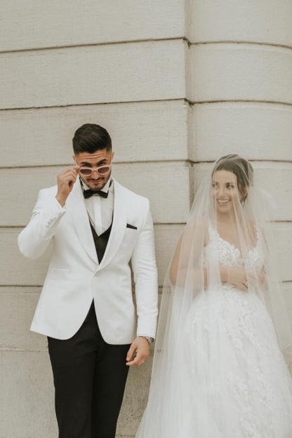 Ivory Sleeveless Straps A-Line Wedding Dress with Chapel Train