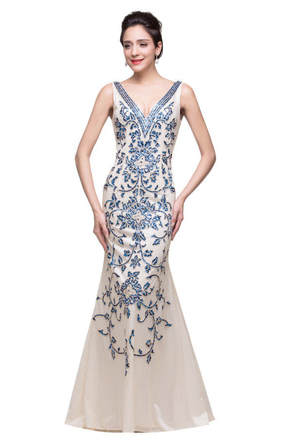 Vestidos formales de sirena con escote en V y apliques hasta el suelo en color marfil