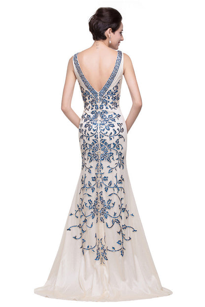 Vestidos formales de sirena con escote en V y apliques hasta el suelo en color marfil