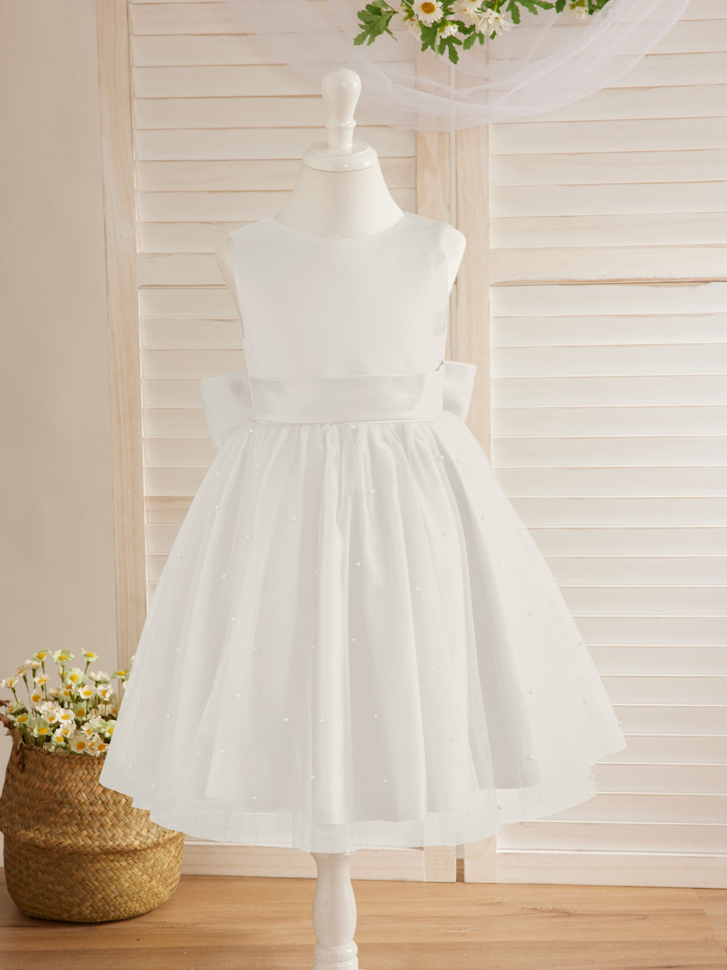 Vestido de niña de las flores de satén, tul y hasta la rodilla, estilo princesa