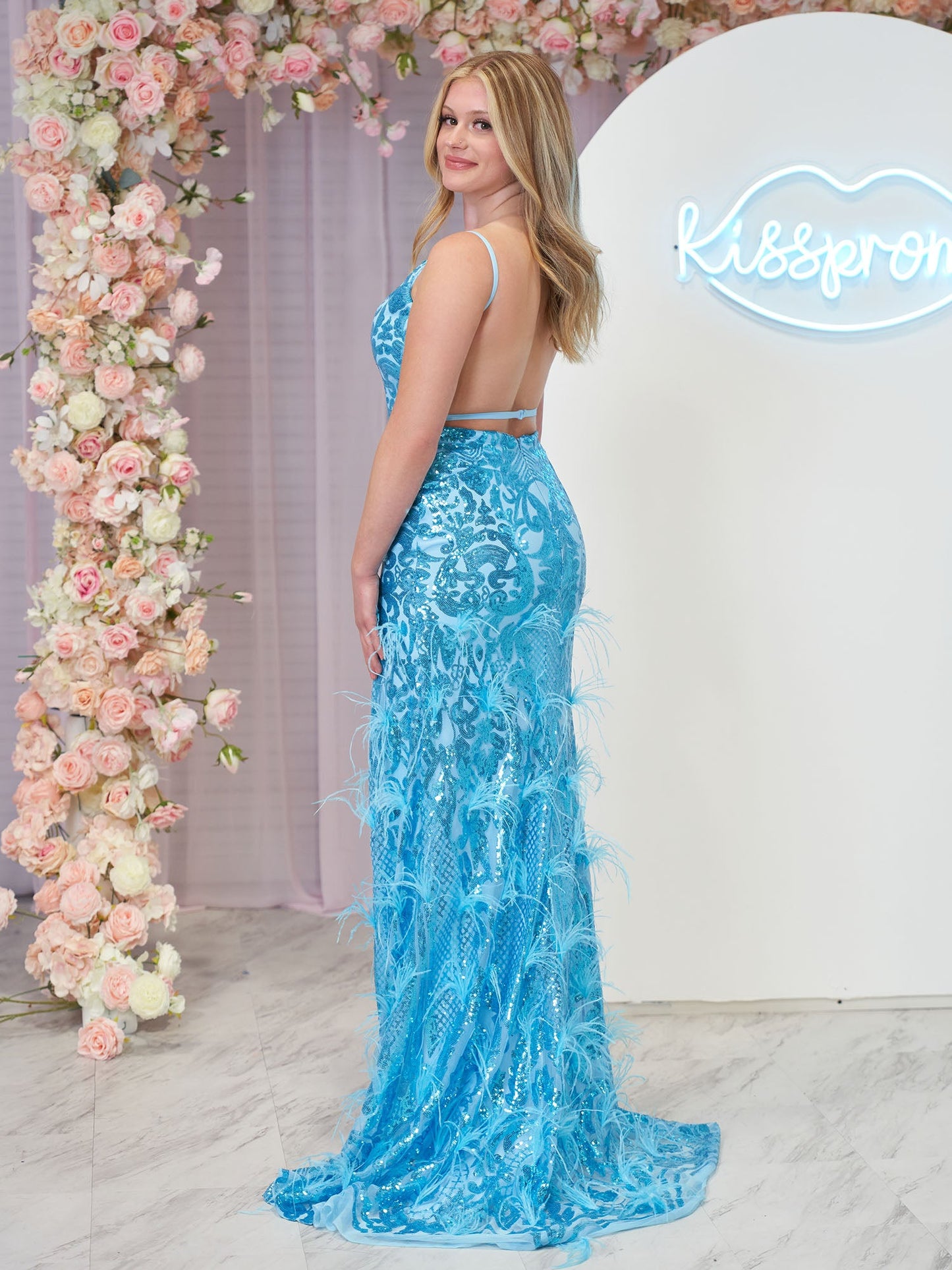 Sonia | Jade Pailletten Spitze V-Ausschnitt Meerjungfrau Ballkleid mit Schlitz