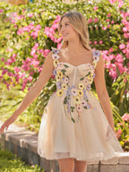 Quinta | Vestidos de fiesta cortos de tul con flores 3D