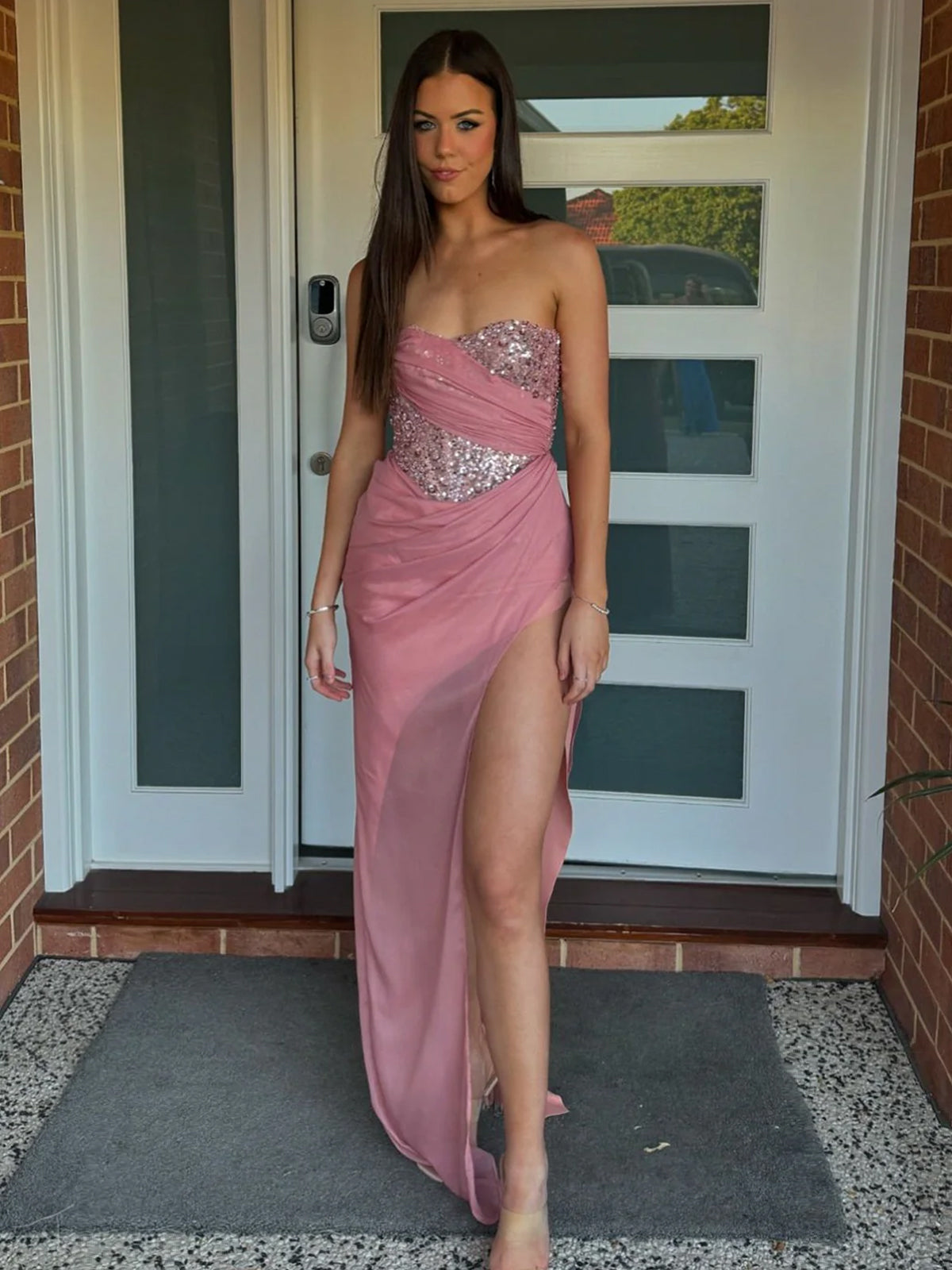 Jenna | Vestido de fiesta de sirena con lentejuelas y abertura sin tirantes