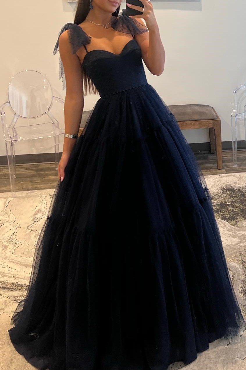 Skyler | Vestido de fiesta de tul con lunares y escote en forma de corazón en A
