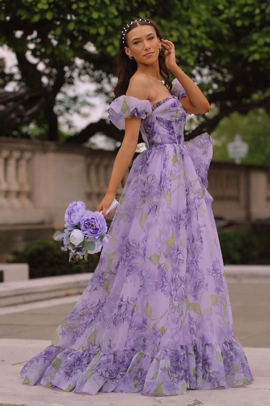 Kay | Vestido de fiesta floral sin tirantes, corte A y mangas desmontables