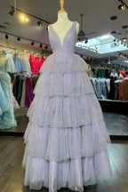 Khloe | Vestido de fiesta largo con volantes, escote en V, lentejuelas y tul color lavanda