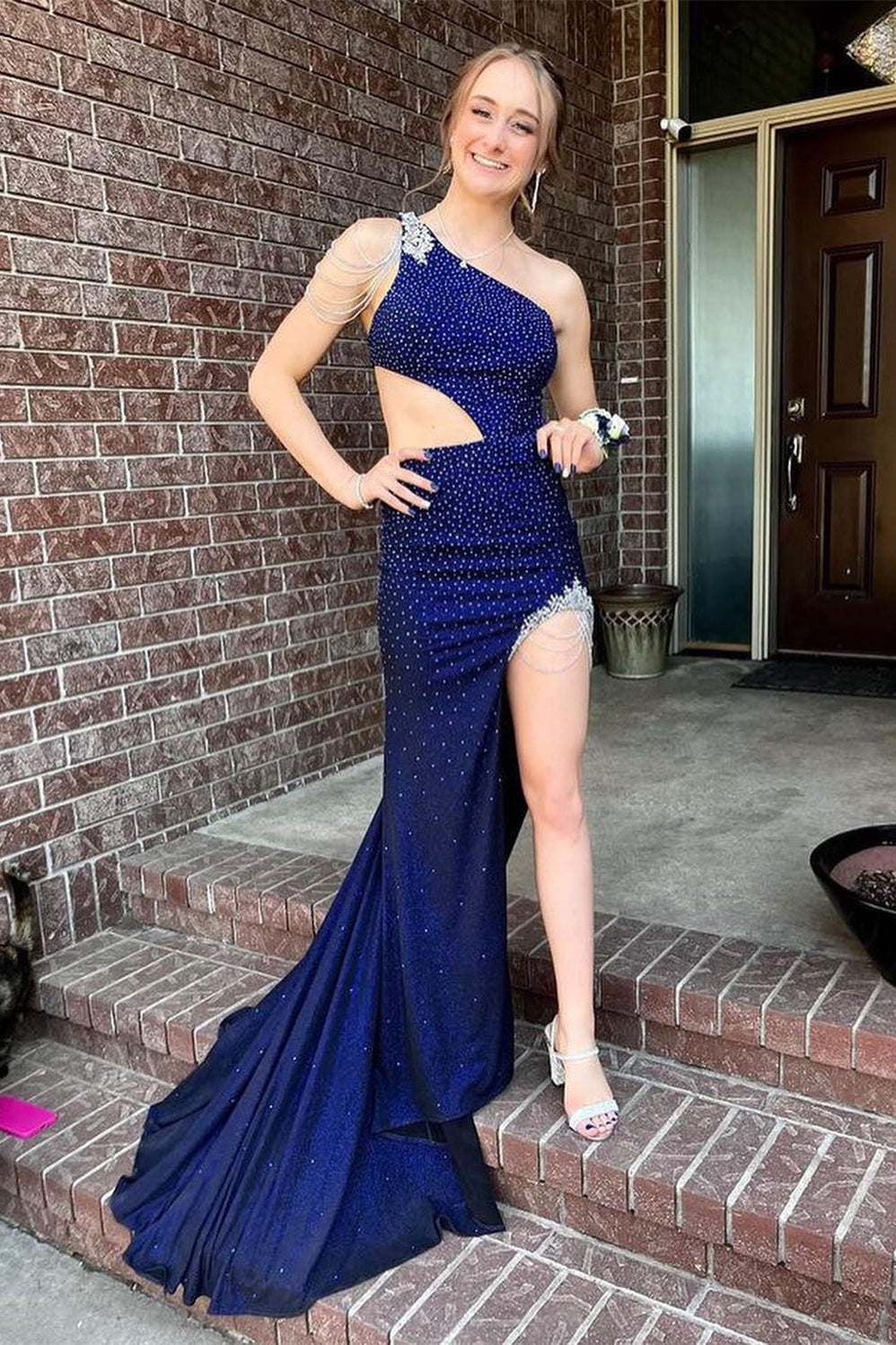 Itzel | Langes Ballkleid im Meerjungfrauenstil mit Schlitz und One-Shoulder-Träger in Jägergrün