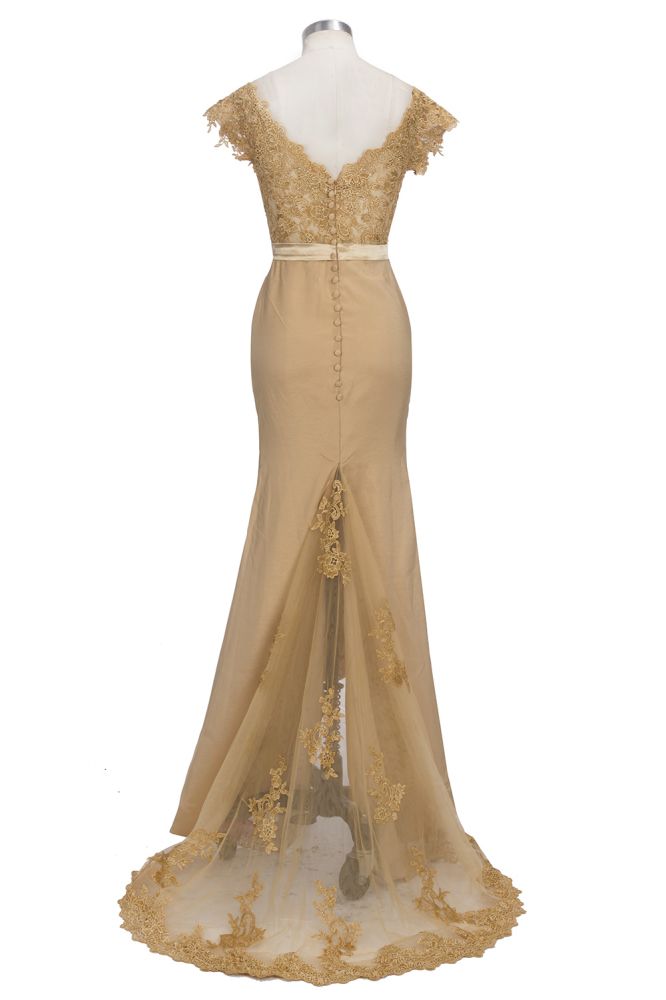 Vestidos de fiesta transparentes con escote corazón, sirena y hombros descubiertos con apliques de encaje