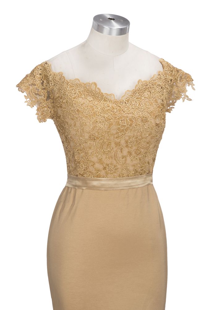Vestidos de fiesta transparentes con escote corazón, sirena y hombros descubiertos con apliques de encaje
