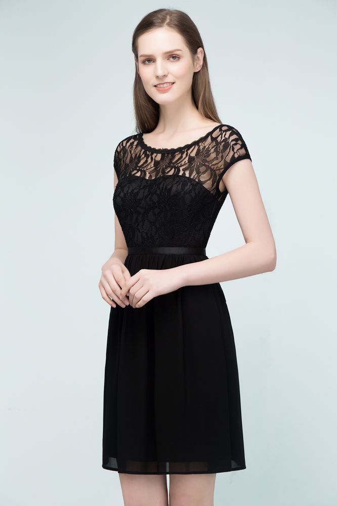 Vestidos de dama de honor cortos de corte A con escote redondo y gasa con parte superior de encaje