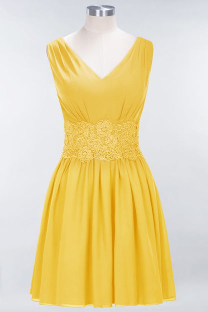 Lace V-Neck Sleeveless Mini Bridesmaid Dresses A-line Chiffon Homecoming Dress