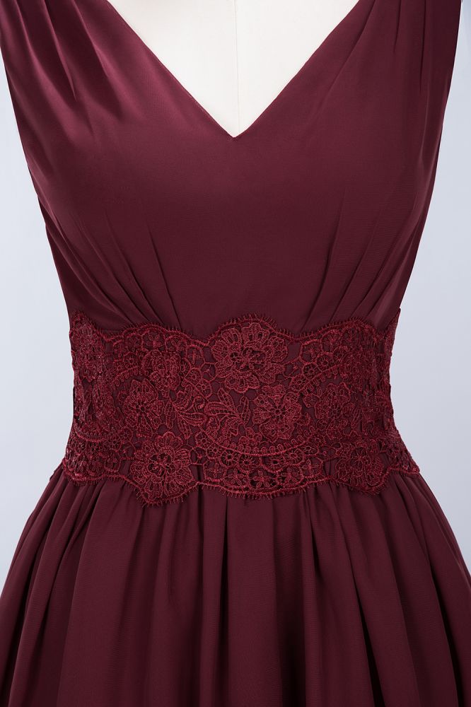 Lace V-Neck Sleeveless Mini Bridesmaid Dresses A-line Chiffon Homecoming Dress