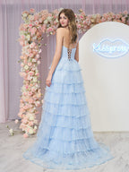 Braelyn | Hellblaues trägerloses Ballkleid aus mehrlagigem Tüll mit Pailletten