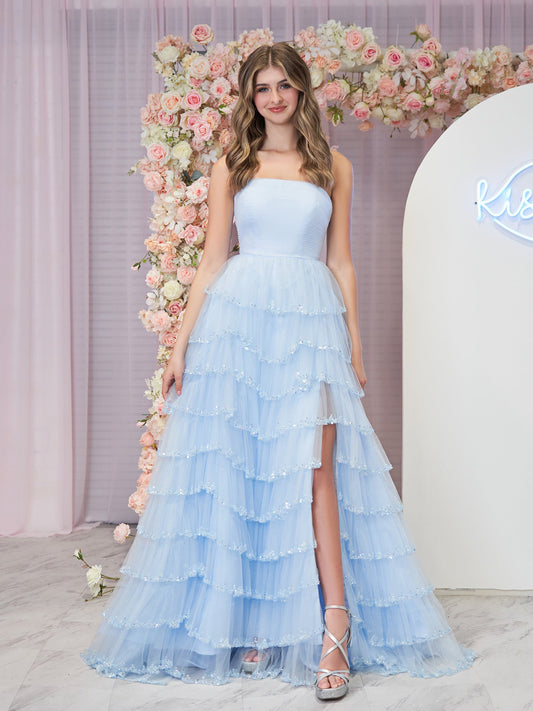 Braelyn | Vestido de fiesta azul claro sin tirantes, de tul en capas y lentejuelas