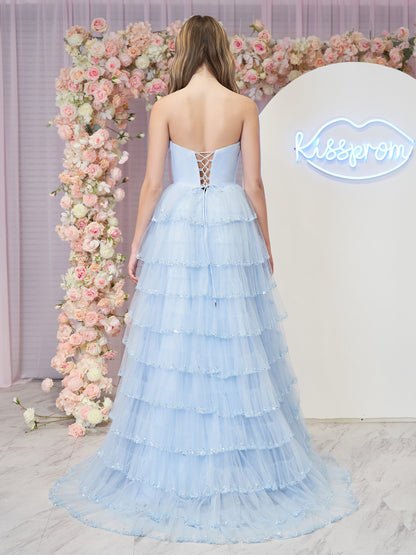Braelyn | Hellblaues trägerloses Ballkleid aus mehrlagigem Tüll mit Pailletten