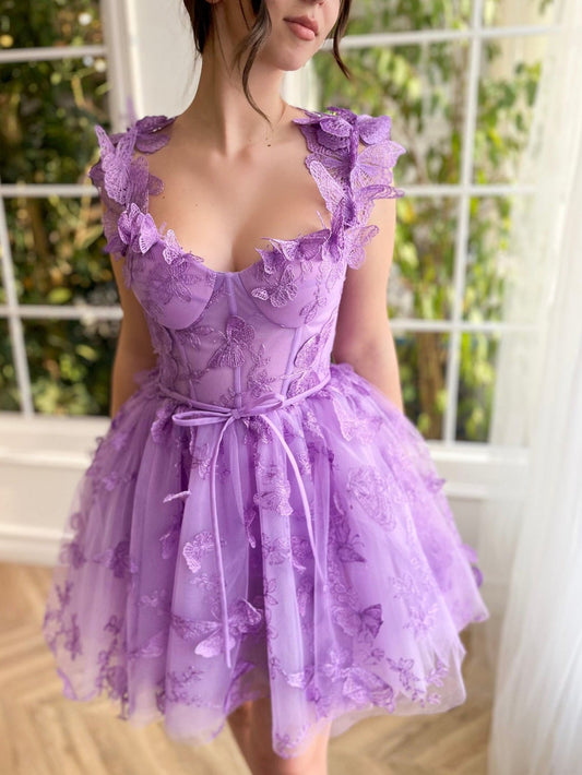 Natalie | Vestido de fiesta corto Aline de tul con mariposas 3D