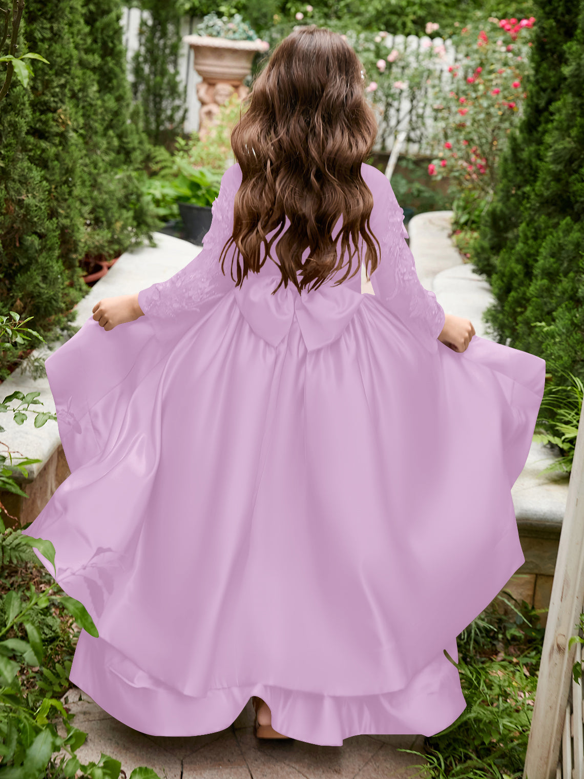 Asymmetrisches Blumenmädchenkleid aus Satin in A-Linie 