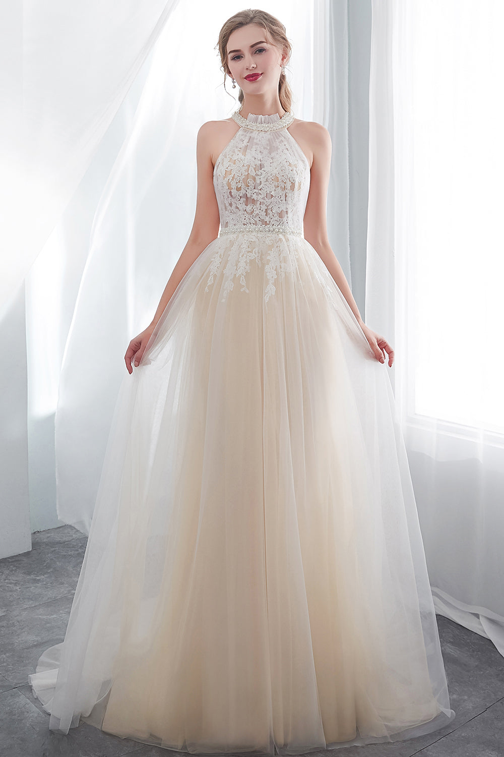 Long A-line Halter Appliques Lace Tulle Evening Dresses