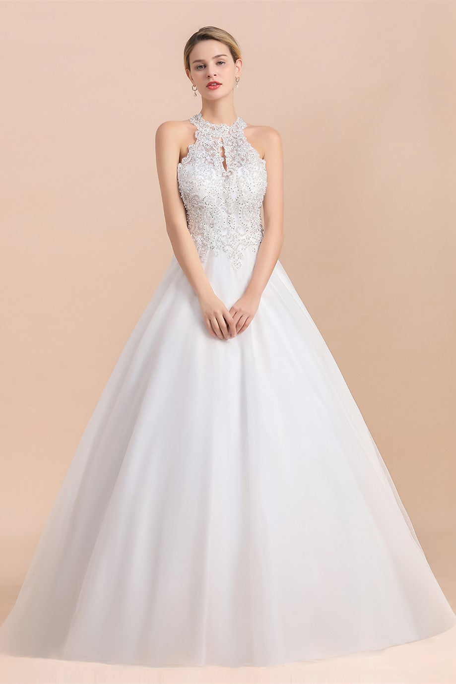 Vestido de novia largo de corte A con cuello halter, apliques de encaje y lentejuelas, sin mangas
