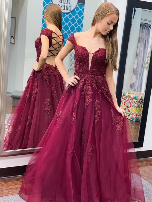 Langes A-Linien-Abendkleid mit schulterfreiem Rücken und Spitze
