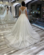 Vestidos de novia largos de corte A con escote en forma de corazón, espalda descubierta, lentejuelas, apliques de encaje