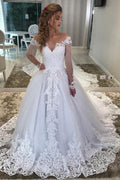 Vestido de novia largo de corte A con escote en forma de corazón, hombros descubiertos, apliques de encaje y lentejuelas, con mangas