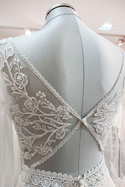 Long A-line Sweetheart Tulle Beadings Lace Appliques Wedding Dresses With Sleeves