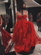 Langes A-Linien-Abendkleid mit Herzausschnitt und Tüllspitze in Rot