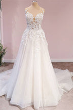 Langes A-Linien-Brautkleid mit rückenfreiem Tüll und Applikationen