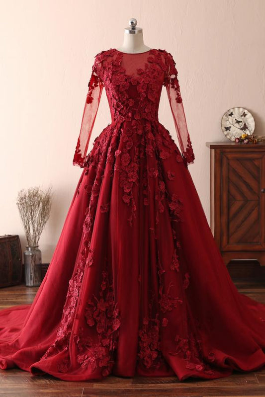 Langes A-Linien-Ballkleid aus Tüll mit 3D-Blumenapplikationen und Spitze