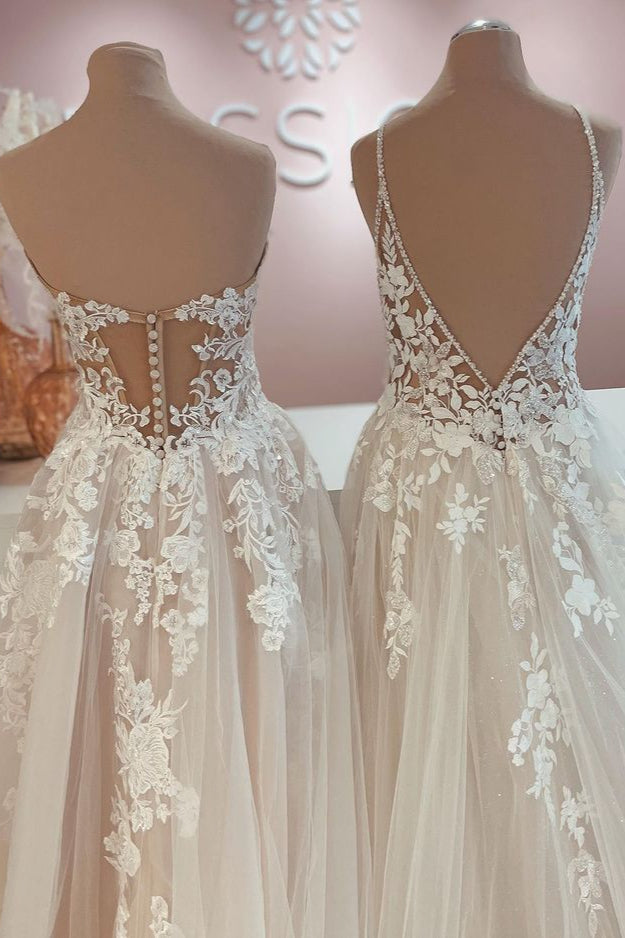 Vestido de novia largo de corte A con apliques de encaje de tul y espalda descubierta