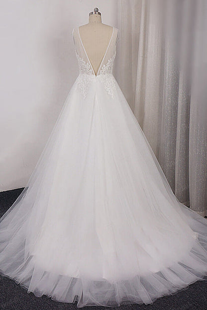 Long A-line V-neck Appliques Lace Tulle Wedding Dress