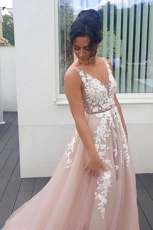 Vestido de fiesta largo de tul con escote en V, tirantes finos, espalda descubierta y apliques de encaje