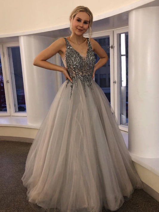 Langes A-Linien-Abendkleid mit V-Ausschnitt und rückenfreiem Tüll und Perlen