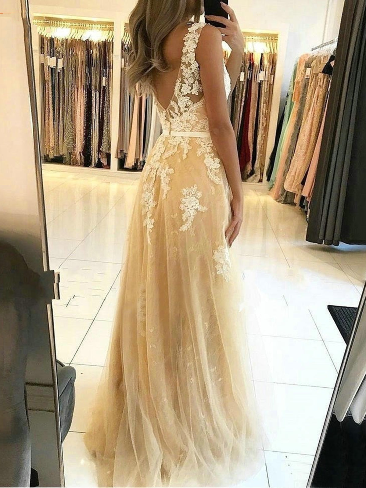 Vestido de fiesta largo de tul con escote en V y encaje en forma de A, color champán, sin espalda, formal, para graduación y noche.