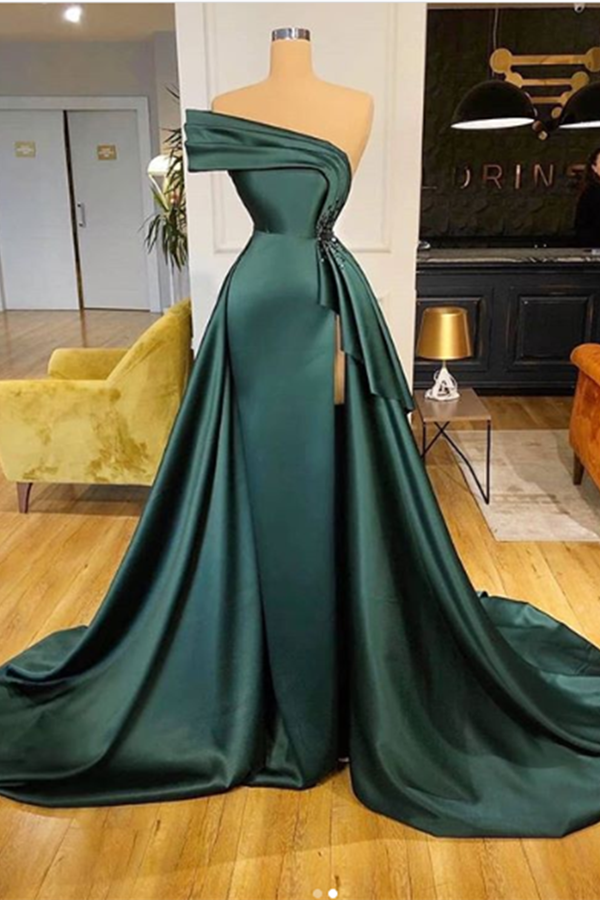 Vestidos de fiesta largos de satén verde oscuro con aberturas elegantes