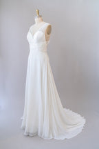 Langes Empire-Brautkleid in A-Linie mit V-Ausschnitt und offenem Rücken aus Spitzenchiffon