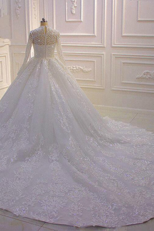 Vestido de novia largo de cuello alto con apliques de encaje y mangas