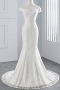Vestido de novia largo de sirena con encaje y hombros descubiertos
