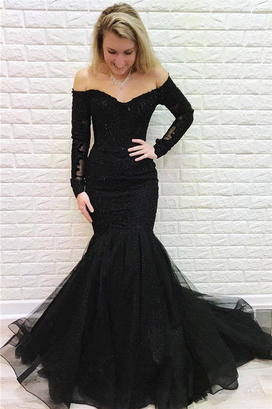 Langes, schulterfreies Ballkleid aus Spitze im Meerjungfrauenstil mit Ärmeln