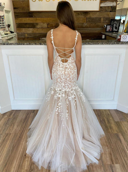 Lange Meerjungfrau Spaghettiträger Tüll Spitze Rückenfreies Abendkleid