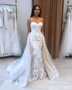 Langes Meerjungfrau-Brautkleid mit Herzausschnitt und Applikationen aus Spitze und Tüll